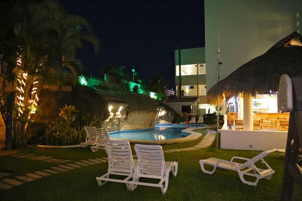 Hotel Alikar Santa Cruz Huatulco Esterno foto